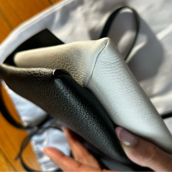 Givenchy Duetto Bag"SOLD" - Picture 4 of 16